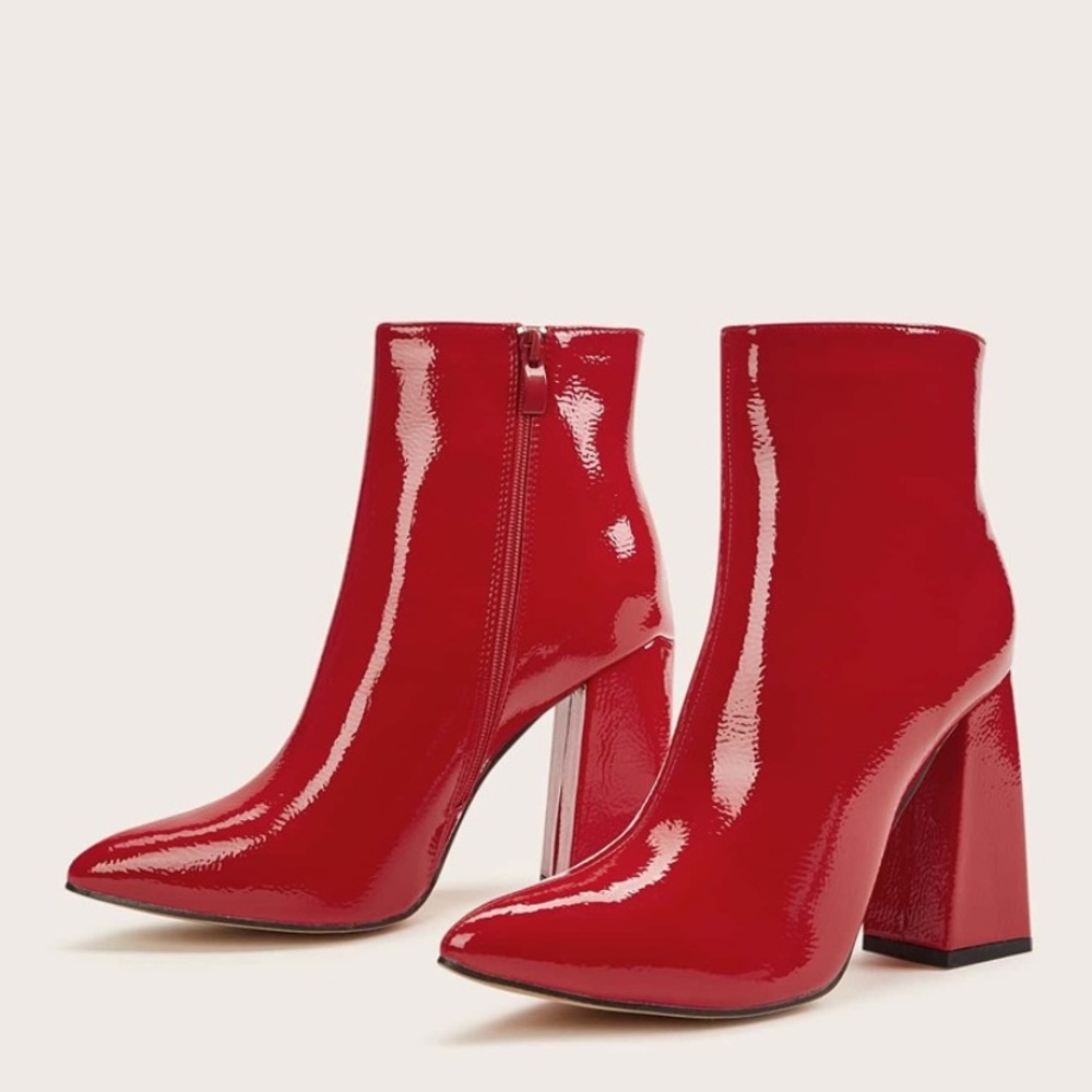 Heeled boots!